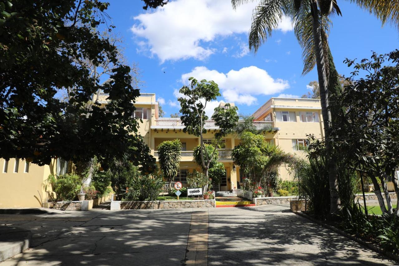 Belisana Hotel Ixtapan de la Sal Exterior foto